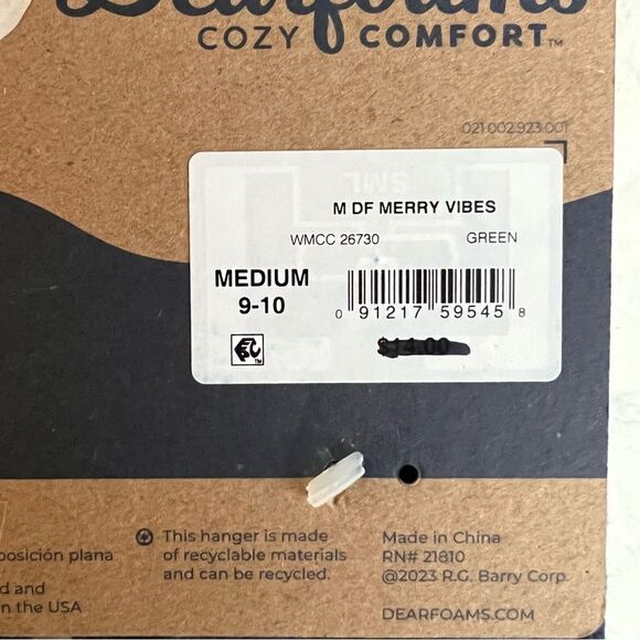 Merry Vibes Mens Dearfoam Slippers
Sz M 9-10 NWT 🏷 great gift! 🎁 - Picture 15 of 16